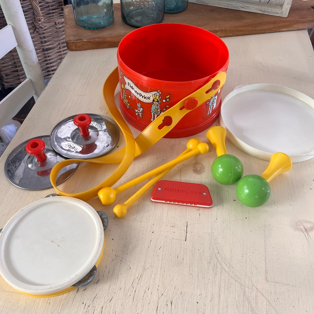 1979 Fisher-Price Red and Green Musical Toy Set